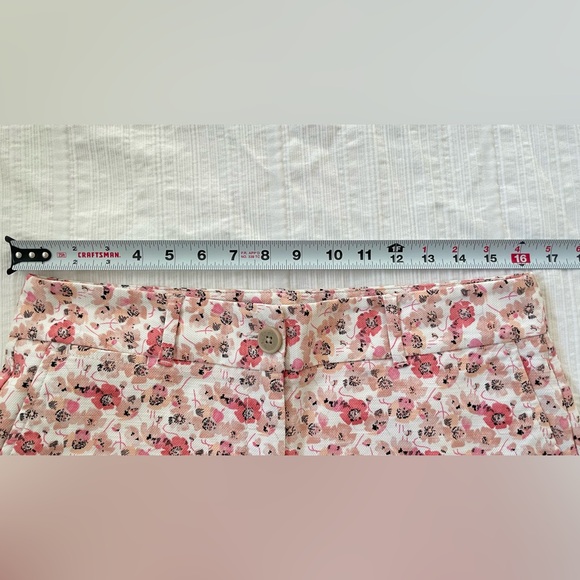 NWOT Loft floral shorts - Picture 5 of 7
